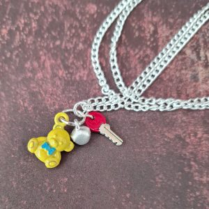 Claire Redfield resident evil horror necklace Cosplay Jewelry